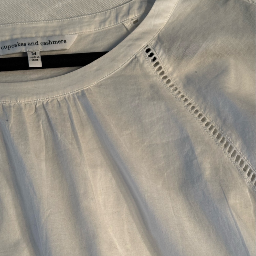 Cupcakes and Cashmere while blouse - Picture 3 of 8